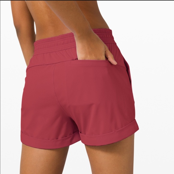 NWT Lululemon Spring Break Away Short 3” - Picture 5 of 11